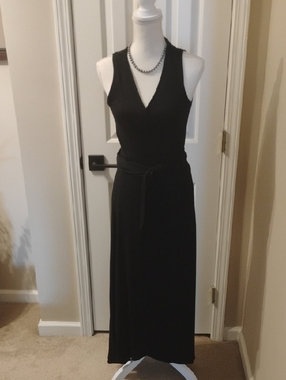 GAP Black Sleeveless Wrap V-Neck Hi- Low Midi Dress